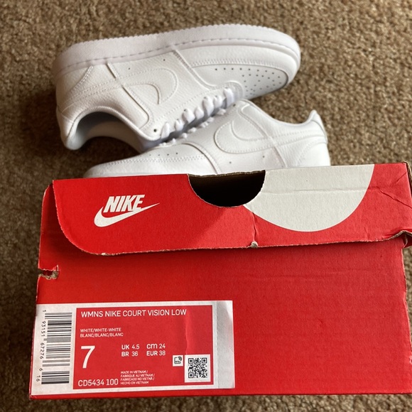 Nike Womens Court Vision Low - Picture 5 of 5